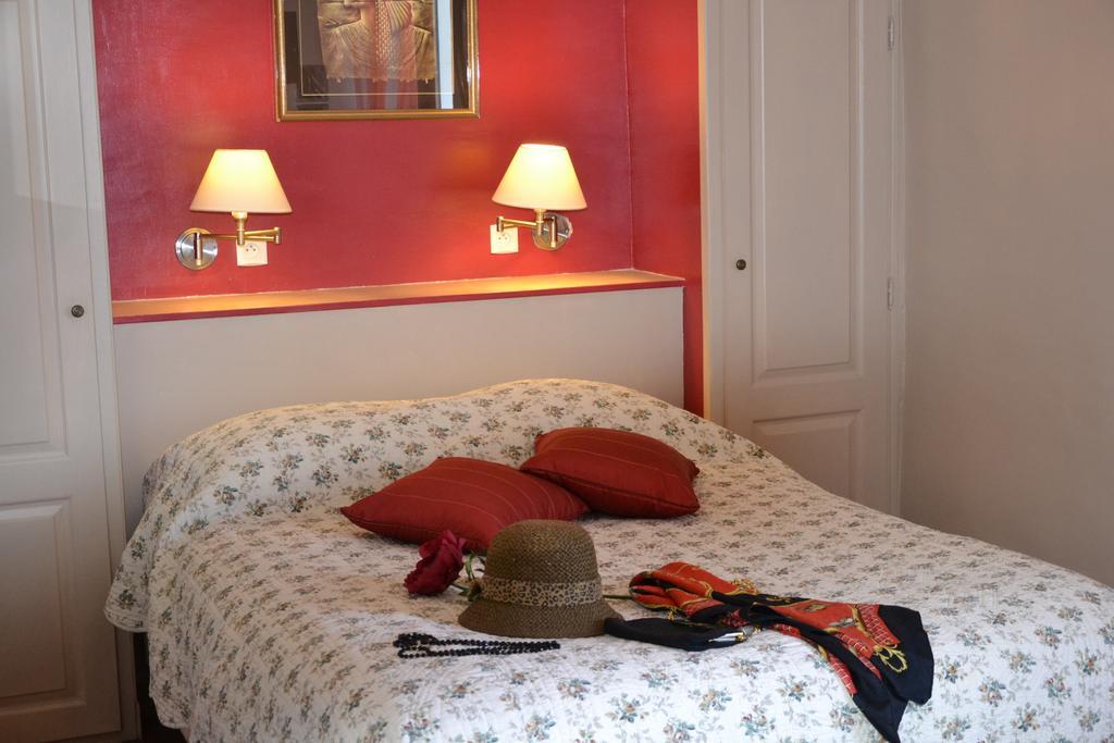 Hotellerie De L'Esplanade Rians  Oda fotoğraf