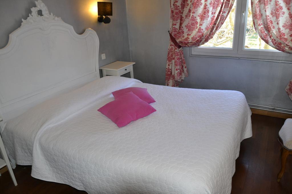 Hotellerie De L'Esplanade Rians  Oda fotoğraf