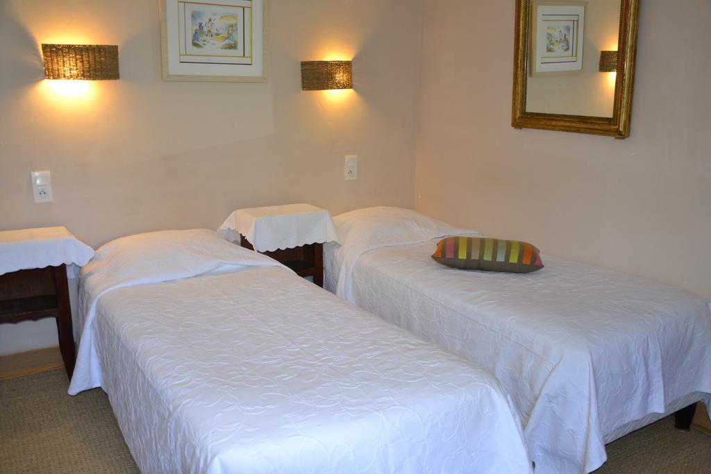 Hotellerie De L'Esplanade Rians  Oda fotoğraf
